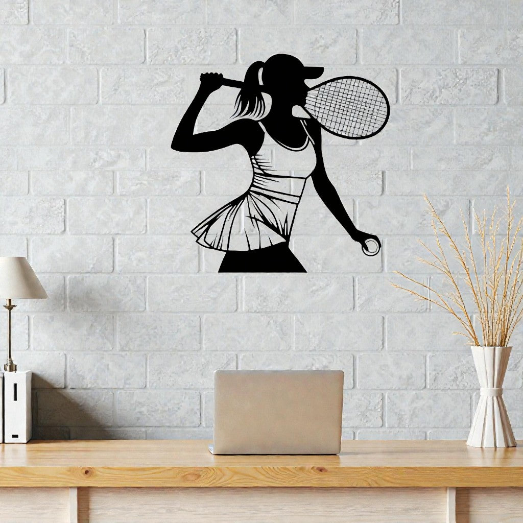 Quadro in metallo con tennista donna in azione, decorazione murale sportiva per cameretta, club tennis e ambienti sportivi